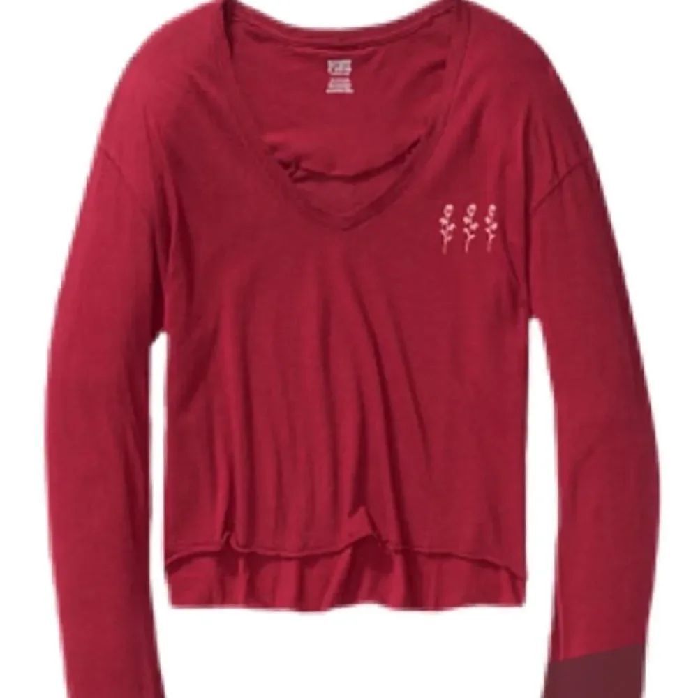 Victoria’s Secret PINK long sleeve V-neck Lightweight Crop tee shirt top Maroon